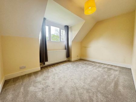 4 bedroom detached house to rent - Photo 5