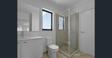 Modern double-storey home with space, style and comfort - Photo 4