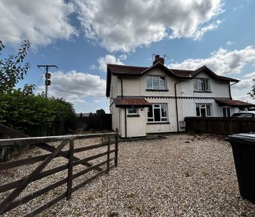 2 bedroom semi-detached house to rent - Photo 2