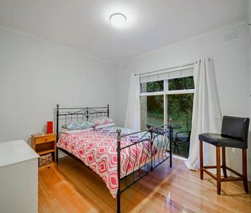 Step into effortless living with a focus on simplicity and convenie... - Photo 3