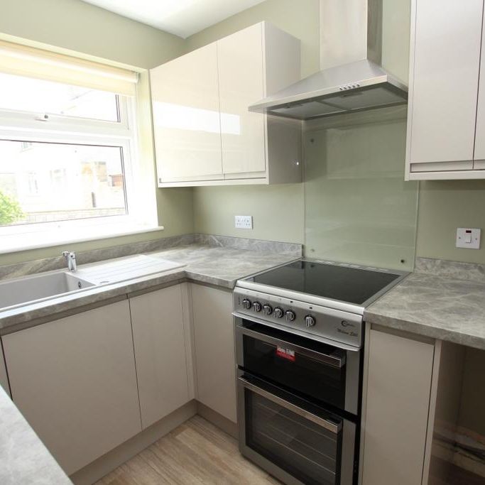 2 bedroom bungalow to rent - Photo 1