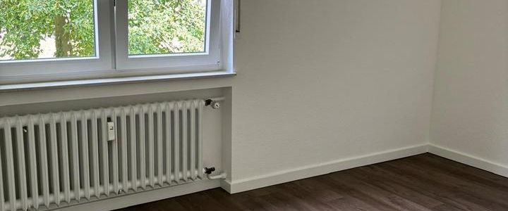 Sanierte 4-Zimmerwohnung in 54550 Daun, Heinrich-Hertz-Str. 2, EG Rechts - Foto 1