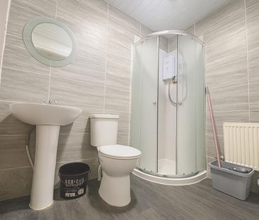 1/2 Bedroom Flat To Let - High Wycombe - Photo 5