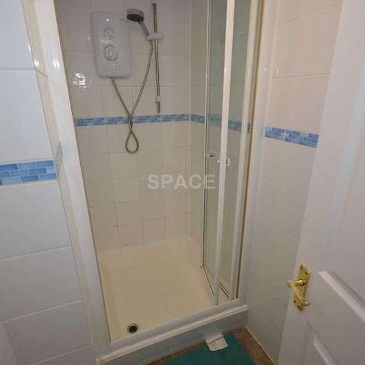 Grange Avenue, Earley, Reading, Berkshire, RG6 - Photo 1