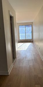 Grand 2 1/2 tout inclus metro Jean-Talon Villeray - Photo 4
