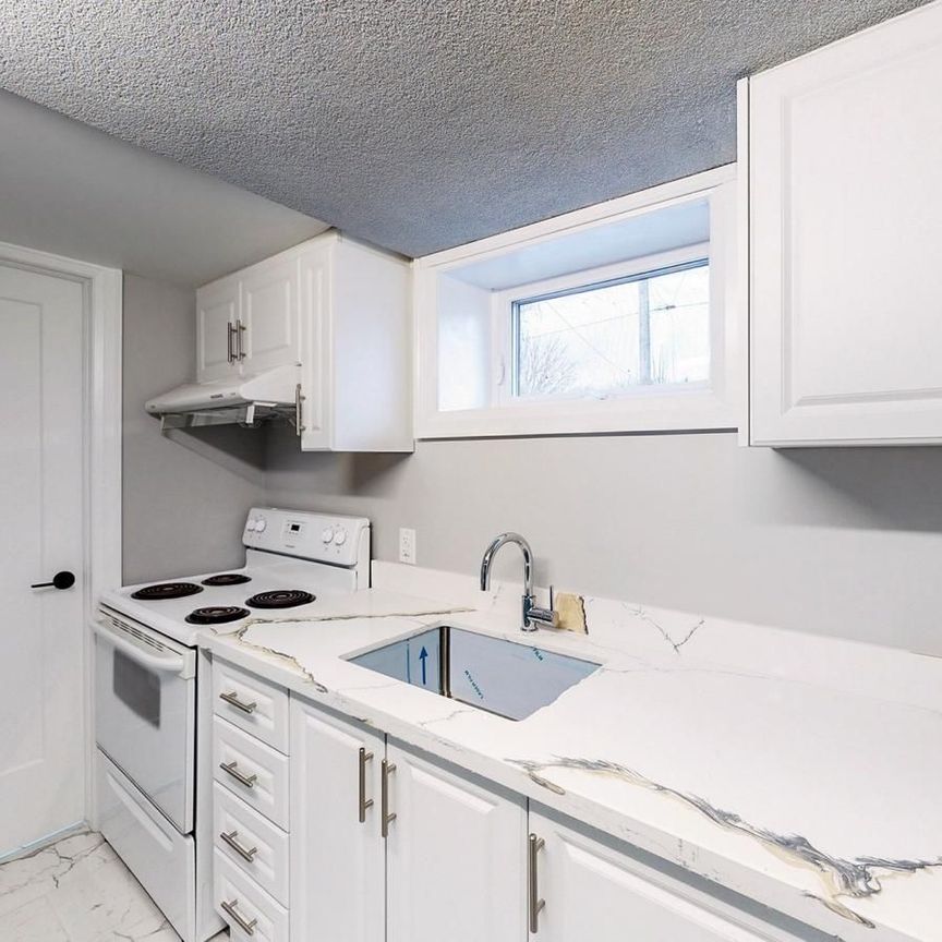 For Lease - 47 Sherwood Avenue Unit# Bsmt, Toronto, Ontario - Photo 1