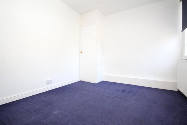 4 bedroom house to rent - Photo 1