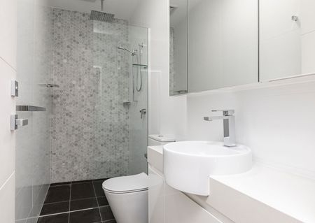 Tri-level Three Bedroom Terrace Residence - Photo 3