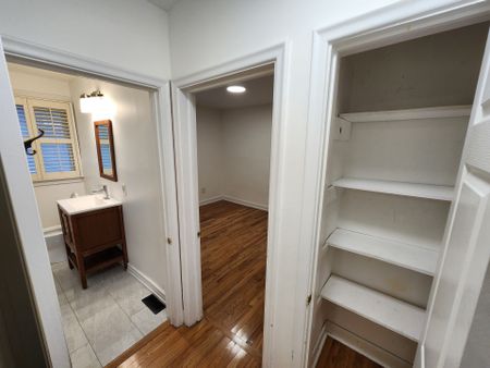 For Lease - 394 Paliser Crescent, Richmond Hill, Ontario - Photo 2