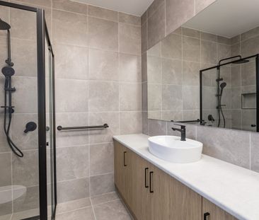 For Rent: Modern Family Living with Space and Style - Available now... - Photo 6