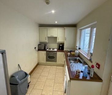 42 Carmel Street, Belfast BT7 1QE - Photo 5