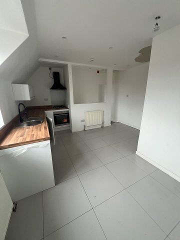 2 Bed Maisonette, Beckingham Road, LE2 - Photo 5