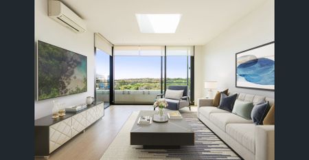 Coastal living at its finest: Stylish apartment with ocean views - Photo 2