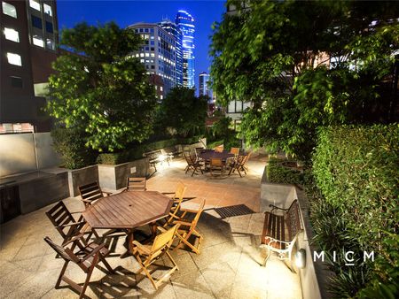 203/668 Bourke Street - Photo 5