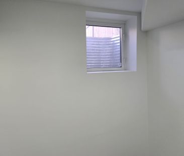 For Lease - 155 Nearna Drive, Oshawa, Ontario - Photo 4