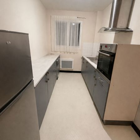 Location Appartement 2 pièces 51m² - Photo 4