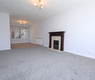 38, Silver Royd Drive, Wortley, Leeds, West Yorkshire, LS12 4QS - Photo 3