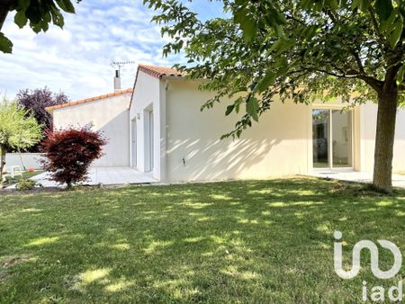 Maison 5 pièces de 120 m² à Aiffres (79230) - Photo 5