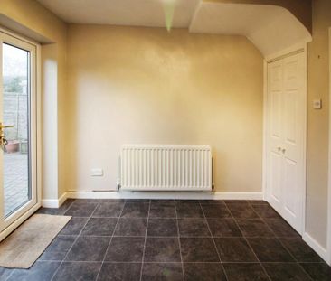 3 bedroom detached house to rent - Photo 2