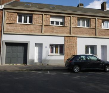 T2 en Duplex à Amiens proche des Halles du Beffroi - Photo 6