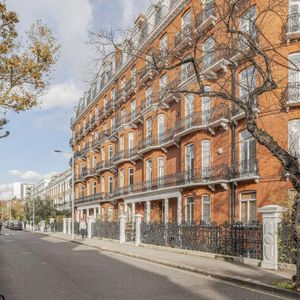 4 bedroom flat to rent - Photo 2