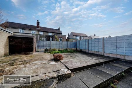 3 bedroom semi-detached house to rent - Photo 4