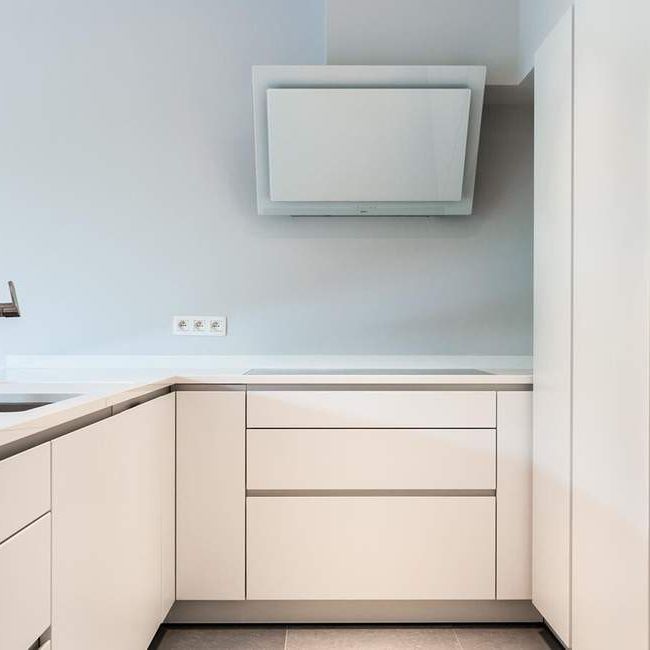 Appartement te huur in Elsene voor € 2.750 met 2 slaapkamers - Photo 1