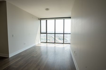 For Lease - 2908 Highway 7 Road Unit# 3601, Vaughan, Ontario - Photo 5