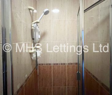1 Bedroom Shared House for rent in Hyde Park Road - Photo 4