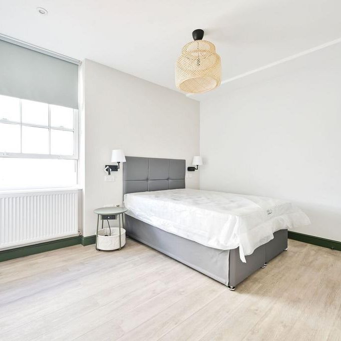 Maisonette to rent - Photo 1