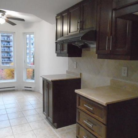 Condo 4 ½ rue Beaufort Anjou LIBRE - Photo 3