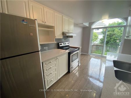 For Lease - 11 Landover Crescent, Kanata, Ontario - Photo 5