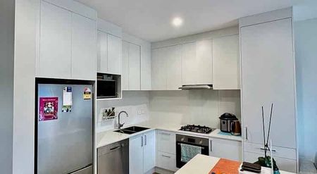 Perfect 3 Bedroom Rental Opportunity - Photo 3