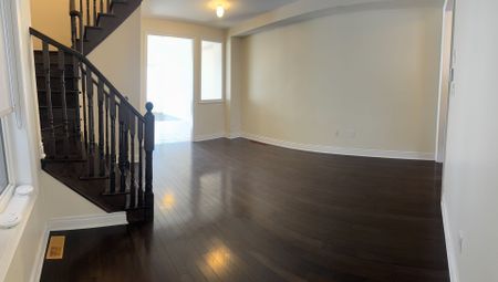 For Lease - 135 Lindbergh Drive, Vaughan, Ontario - Photo 3