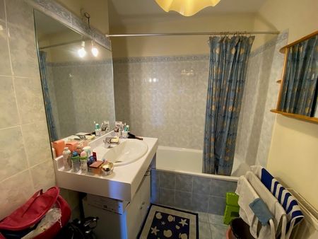 Location Appartement 3 pièces 66m² BRON 69500 - Photo 5