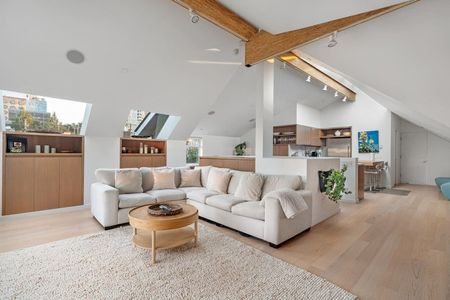 West 6th Avenue - Photo 5