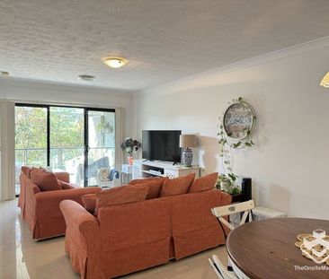 Fully Furnished 2 Bed 2 Bath Apartment - Photo 1