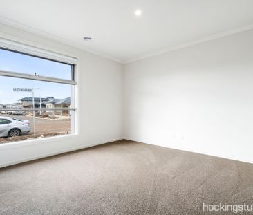 21 Hutchison Road, Mambourin. - Photo 5