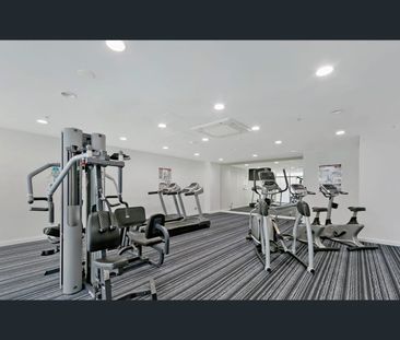 Modern Apartment in Prime Macquarie Park Location - Photo 1