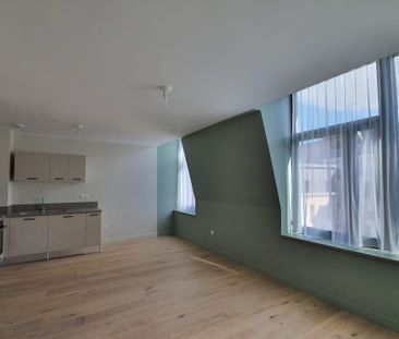 Location Appartement 2 pièces 43m² LA ROCHELLE 17000 - Photo 3