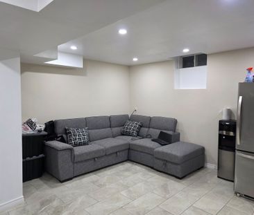 For Lease - 3 Heathbrook Avenue, Brampton, Ontario - Photo 4