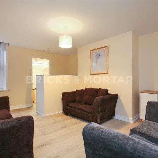 (?ppw) Simonside Terrace, Heaton, NE6 - Photo 1