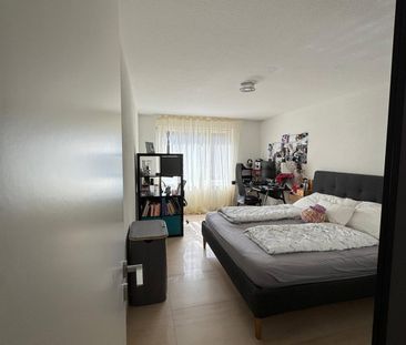 2.5 Zimmer, 70 m², 2. Stock - Photo 3