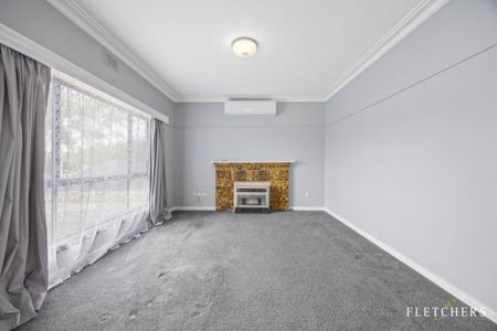 Nicely Updated Home in Outstanding Wendouree Locale - Photo 2