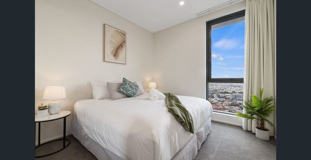 Interim Home – Executive Family Apartment in CBD - Photo 1