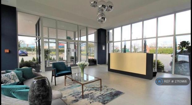 2 bedroom flat to rent - Photo 1