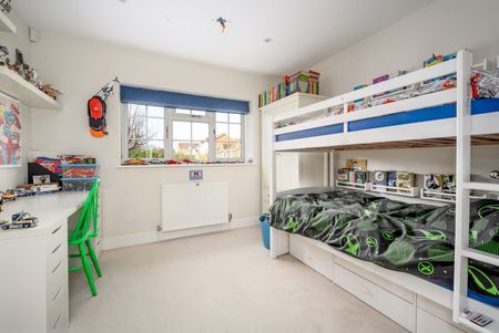 Long Lodge Drive, Walton-on-Thames, KT12 - Photo 4