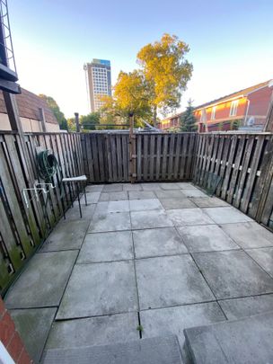 For Lease - 1524 Dupont Street Unit# Upper, Toronto, Ontario - Photo 1