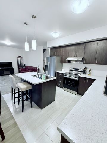 For Lease - 3243 DOMINION Road, Fort Erie, Ontario - Photo 2