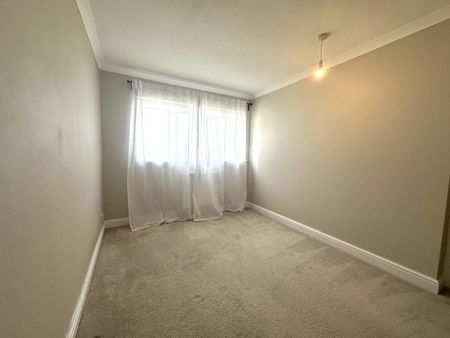 4 bedroom terraced house to rent - Photo 2